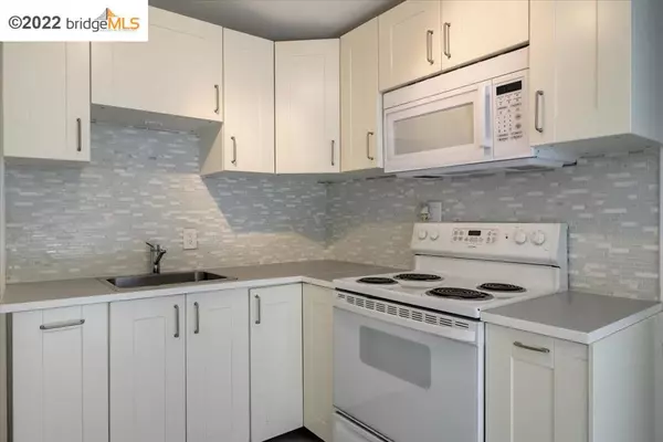 Oakland, CA 94603,9014 A St