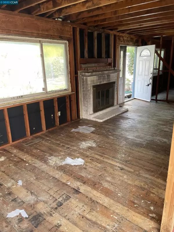 Walnut Creek, CA 94596,21 Edmund Ct