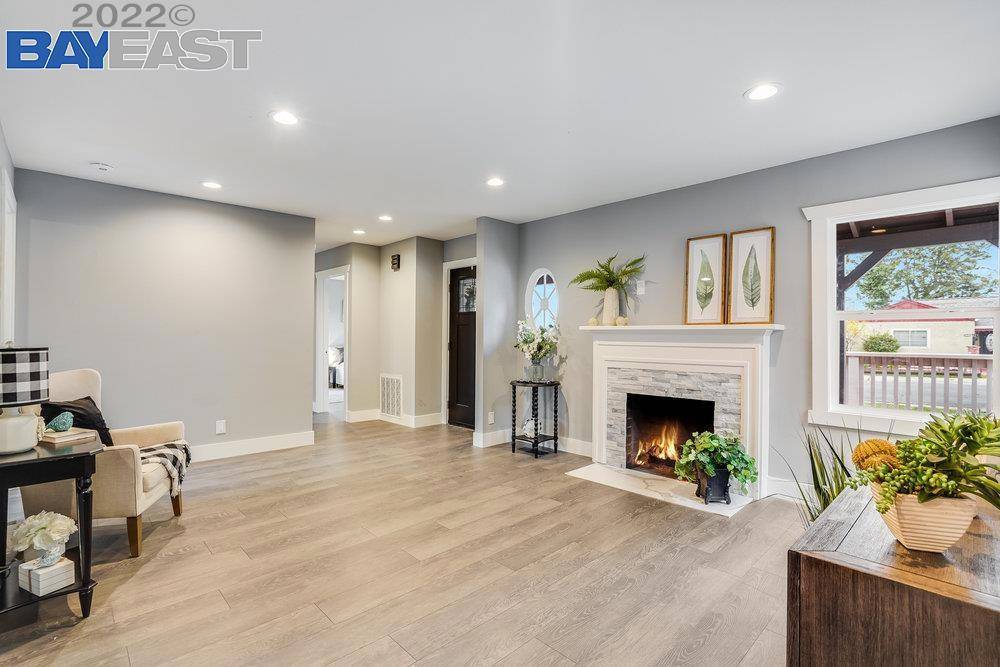 San Leandro, CA 94578,16004 Wellington Way