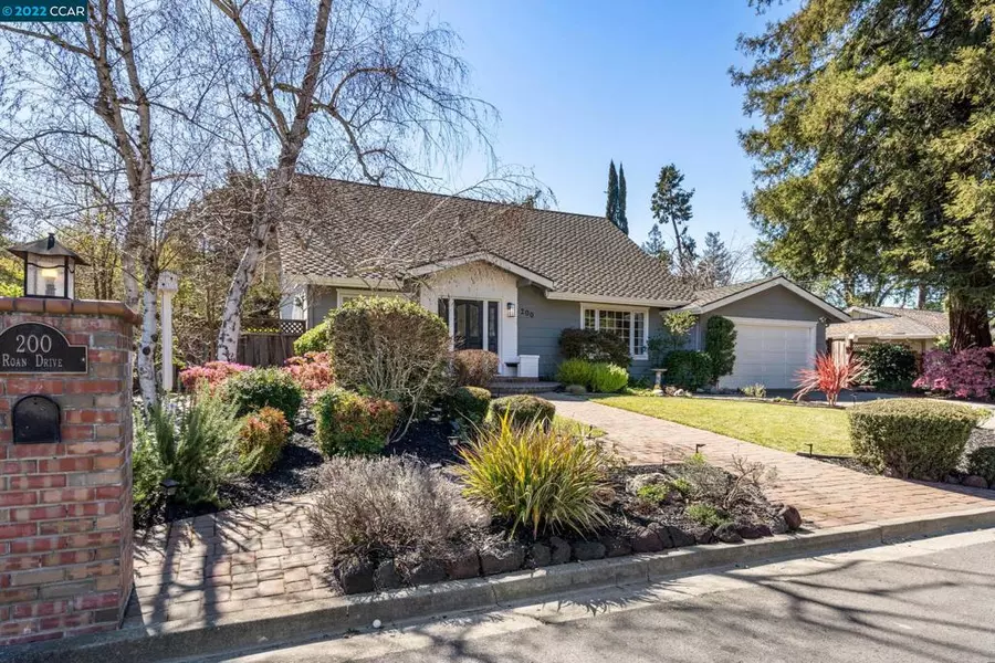 200 Roan Dr, Danville, CA 94526