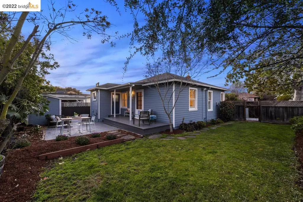 Berkeley, CA 94703,1706 Derby St