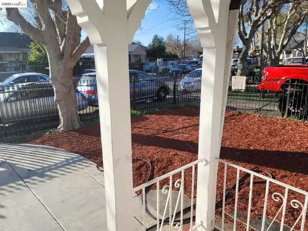 Oakland, CA 94603,604 El Paseo Dr