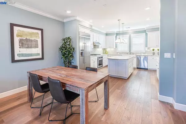 Hayward, CA 94544,25939 Dollar St