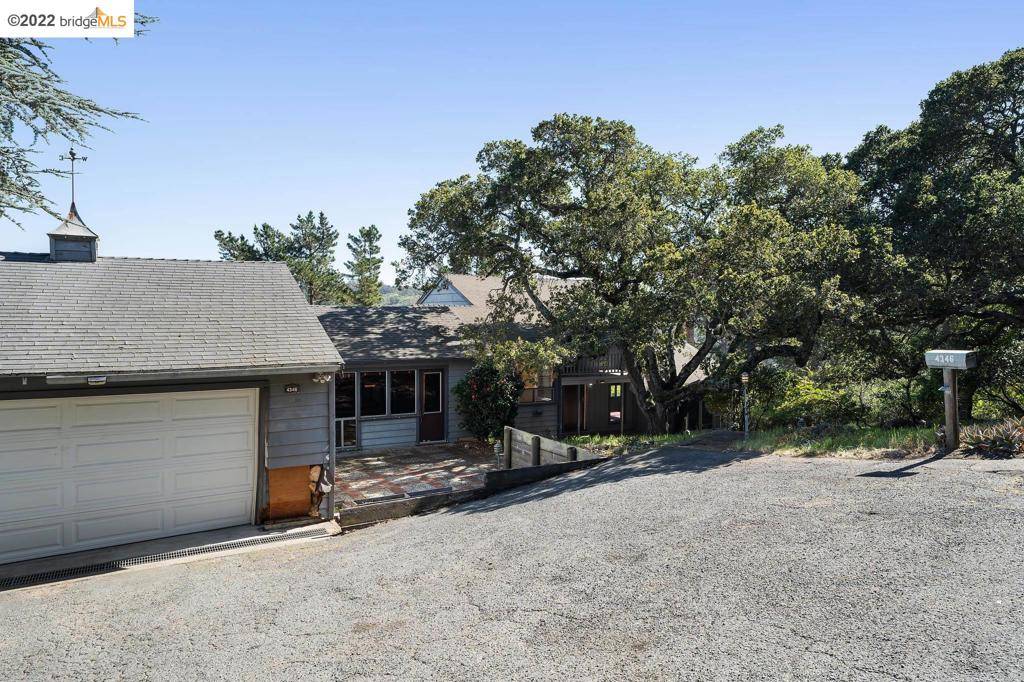 4346 Short Hill Rd, Oakland, CA 94605