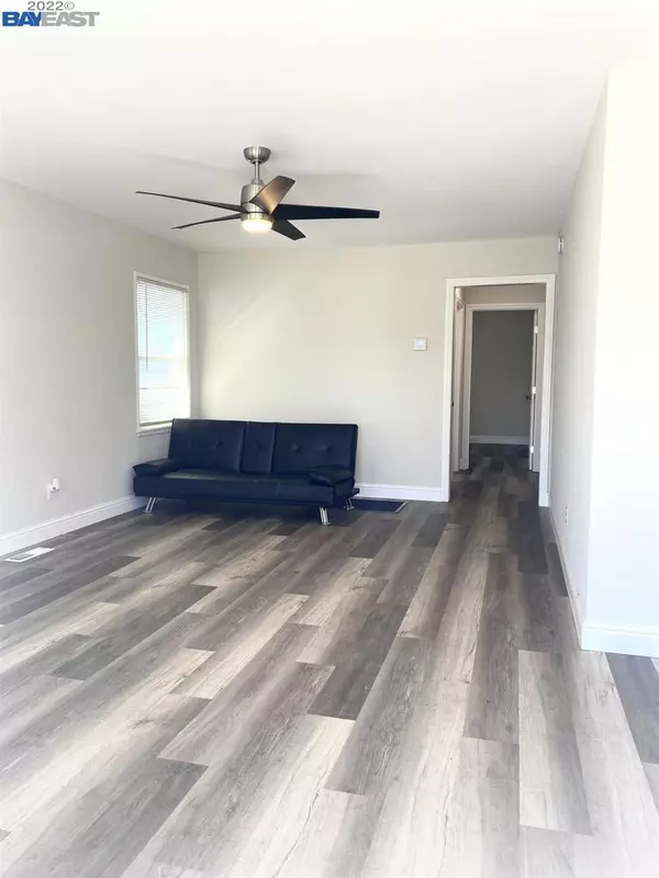 Castro Valley, CA 94546,2320 Somerset Avenue