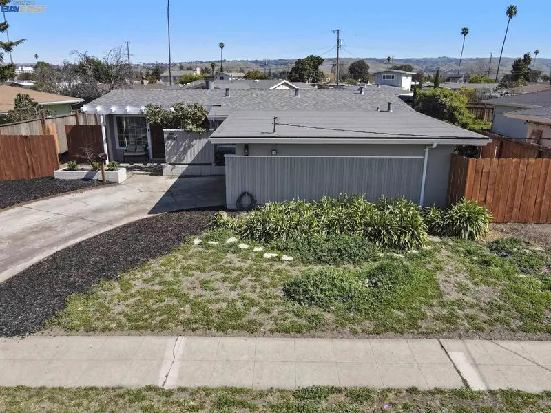 27692 Loyola Ave, Hayward, CA 94545