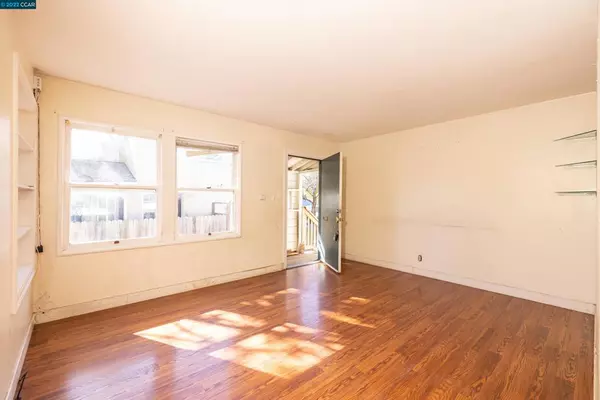 Richmond, CA 94805,5022 Barrett Ave