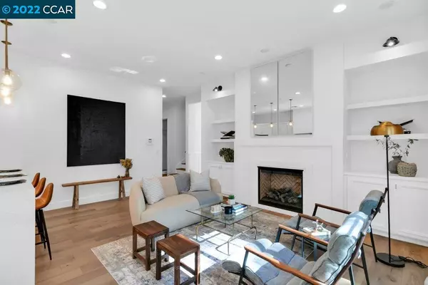 Walnut Creek, CA 94595,2395 Warren Rd