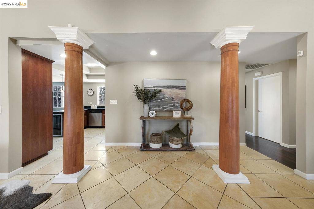 Danville, CA 94526,19 Franciscan Ct