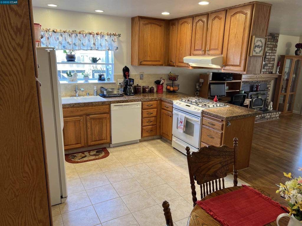 Antioch, CA 94509,3105 Van Buren Pl