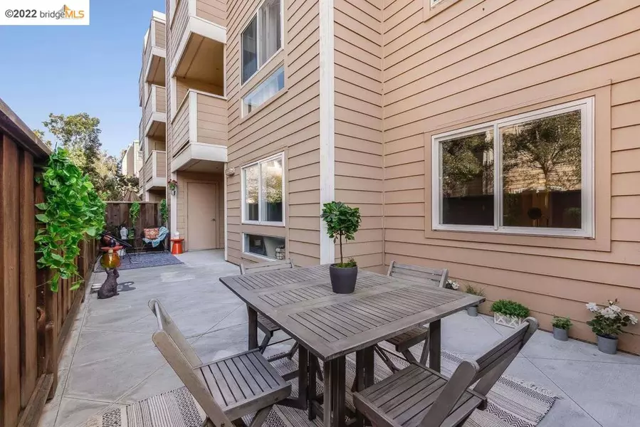 6400 Christie Ave #1107, Emeryville, CA 94608