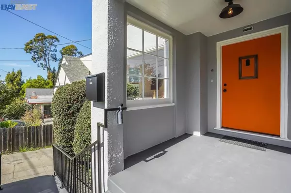 Oakland, CA 94619,4504 Walnut St