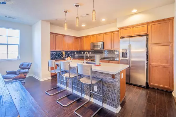 1301 Maritime Way, Richmond, CA 94804