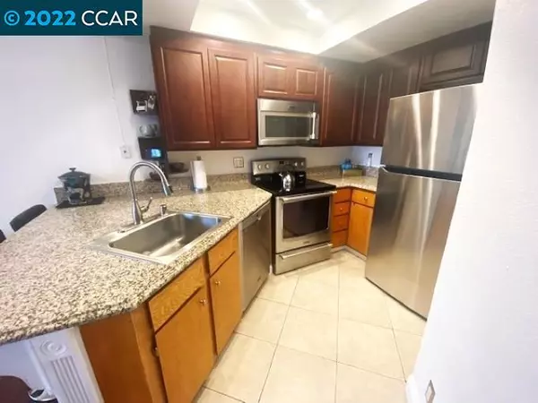 Sacramento, CA 95841-3061,5226 Hemlock #31