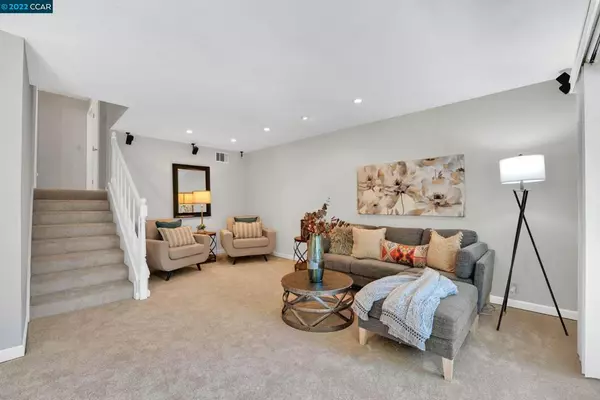 Walnut Creek, CA 94597,2708 Oak Rd #41