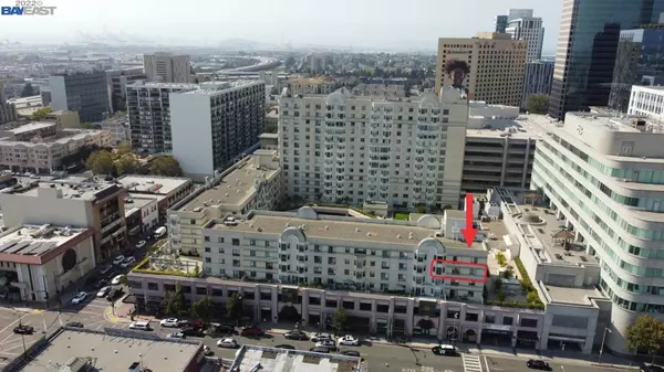 Oakland, CA 94607,989 Webster St #541