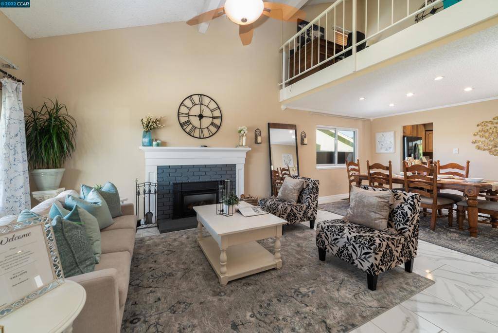 Antioch, CA 94509,909 Putnam St