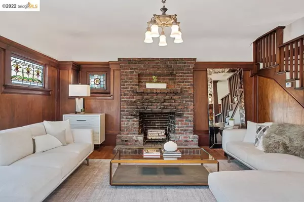 Berkeley, CA 94705,2806 Ashby Ave