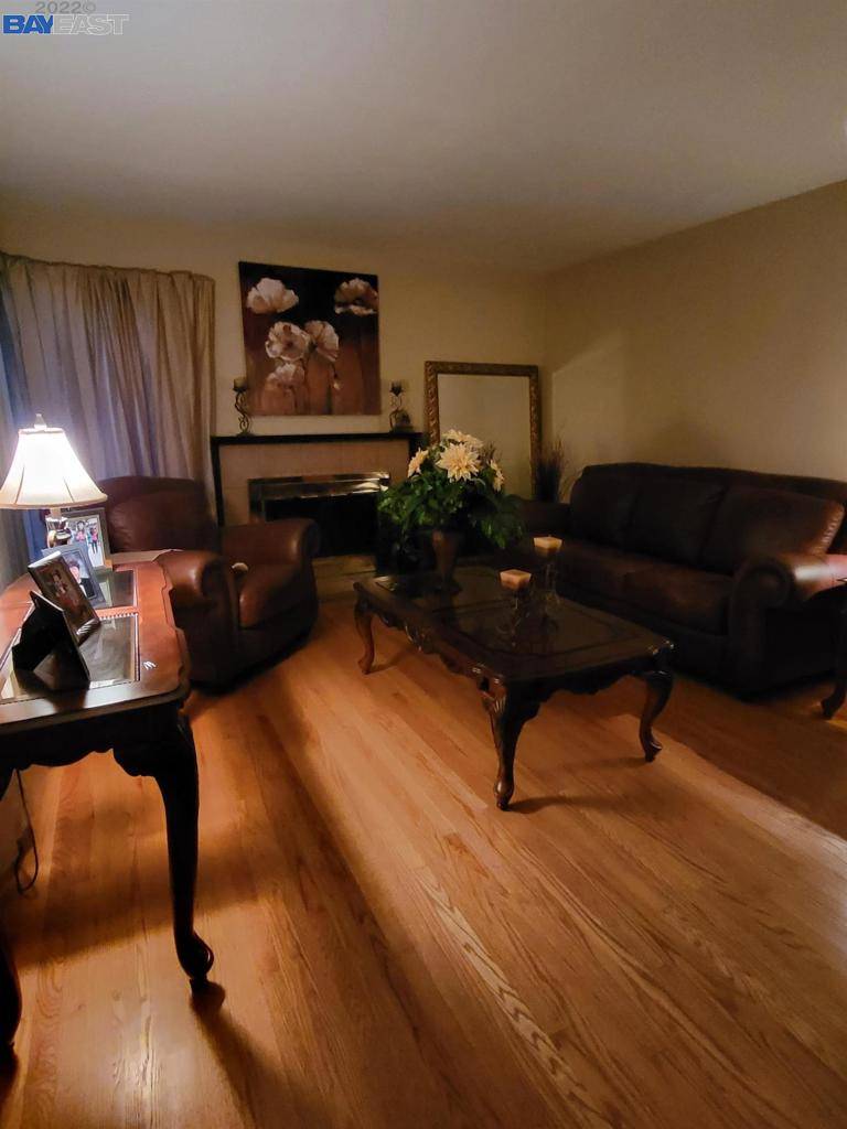 Hayward, CA 94541,724 Bluefield Ln