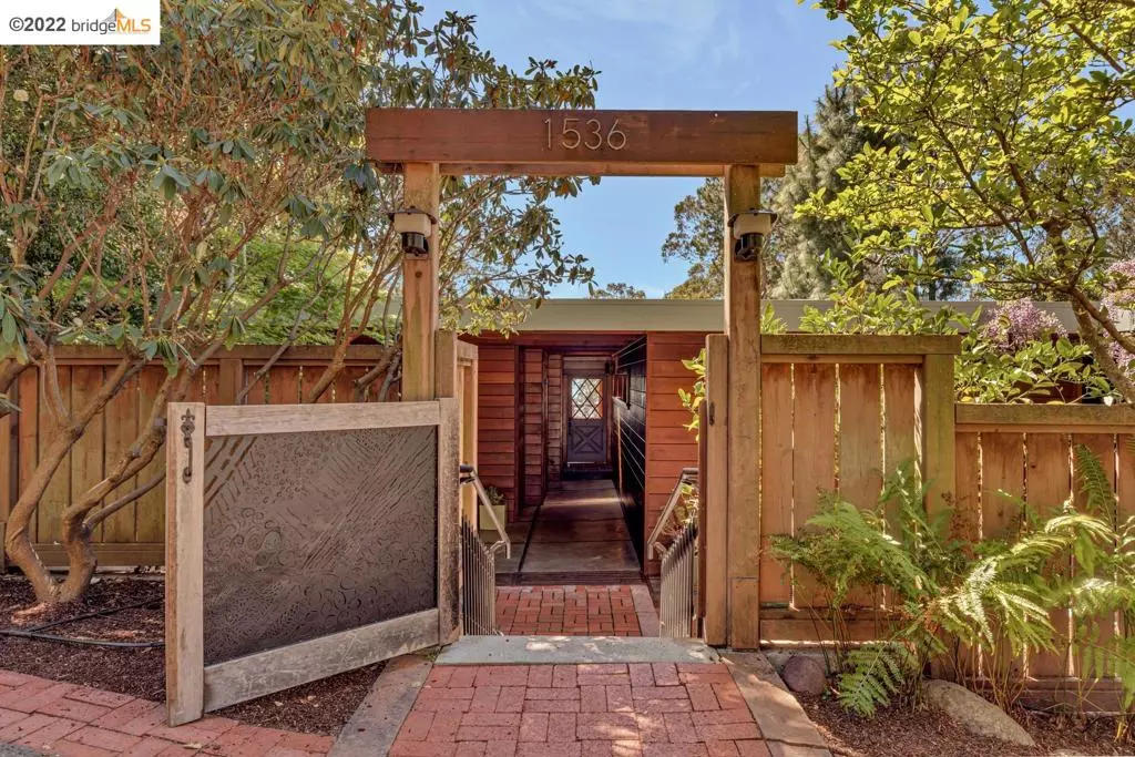 Berkeley, CA 94708,1536 Olympus Ave