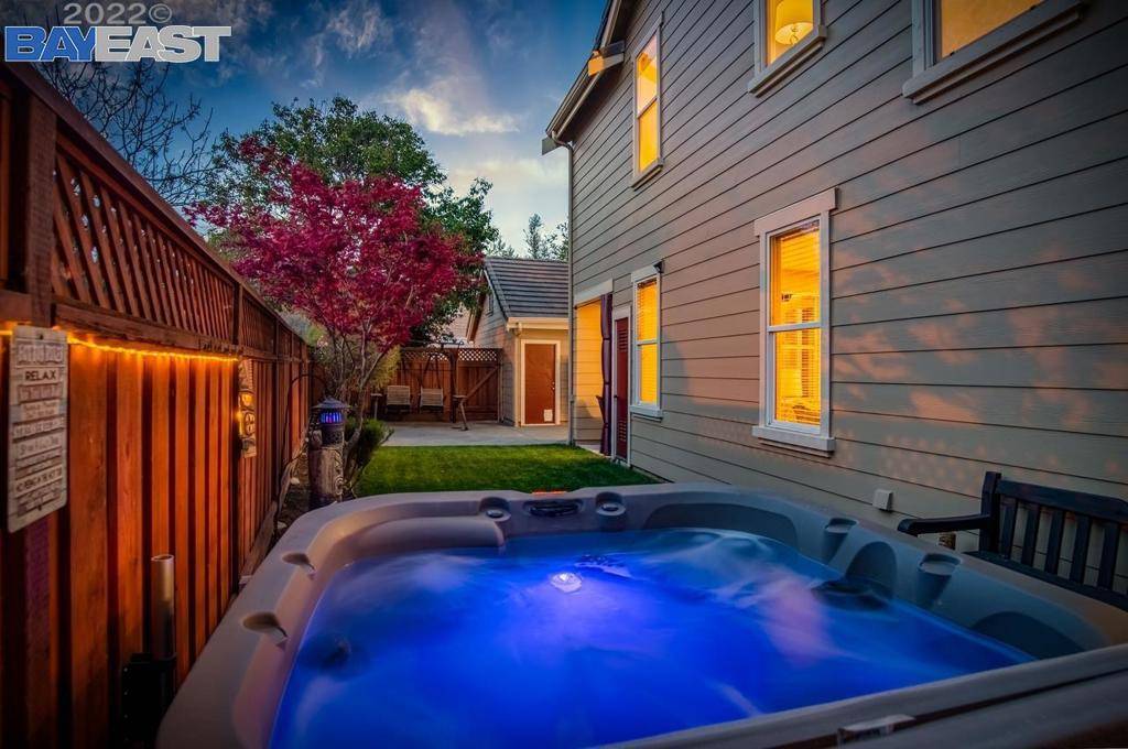 Pleasanton, CA 94566,1693 E Gate Way