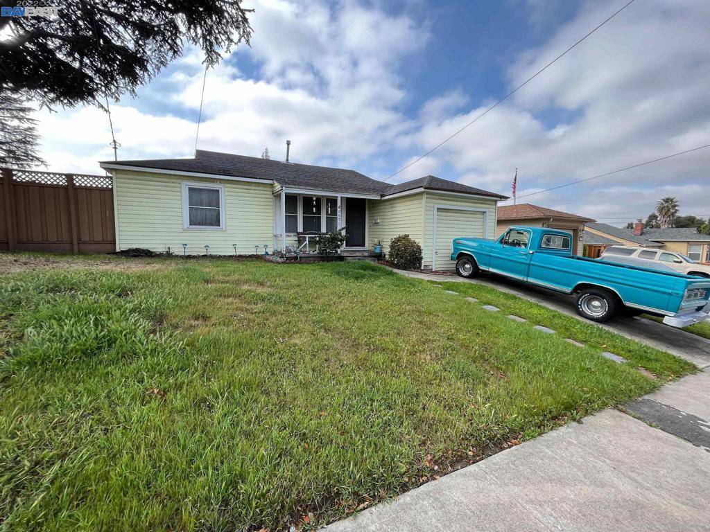 2691 Watson St, Castro Valley, CA 94546