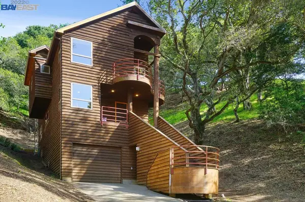 17480 Madison Ave, Castro Valley, CA 94546