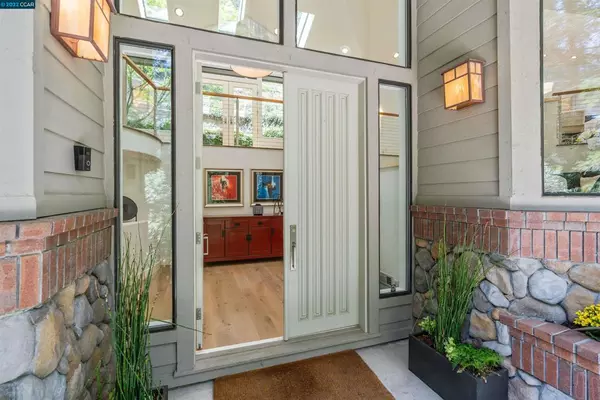 Lafayette, CA 94549,11 Redwood Circle