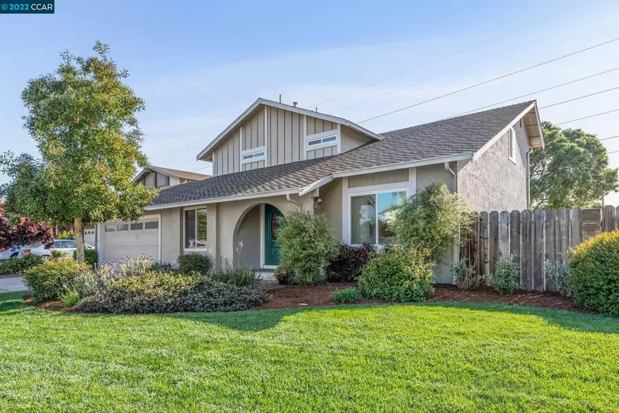 5471 Troost Ct, Castro Valley, CA 94552