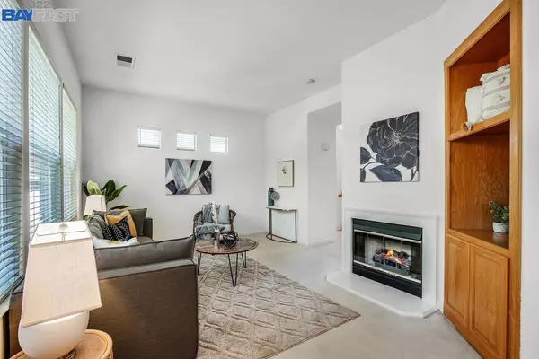 Pleasanton, CA 94588,5205 Armani Ct