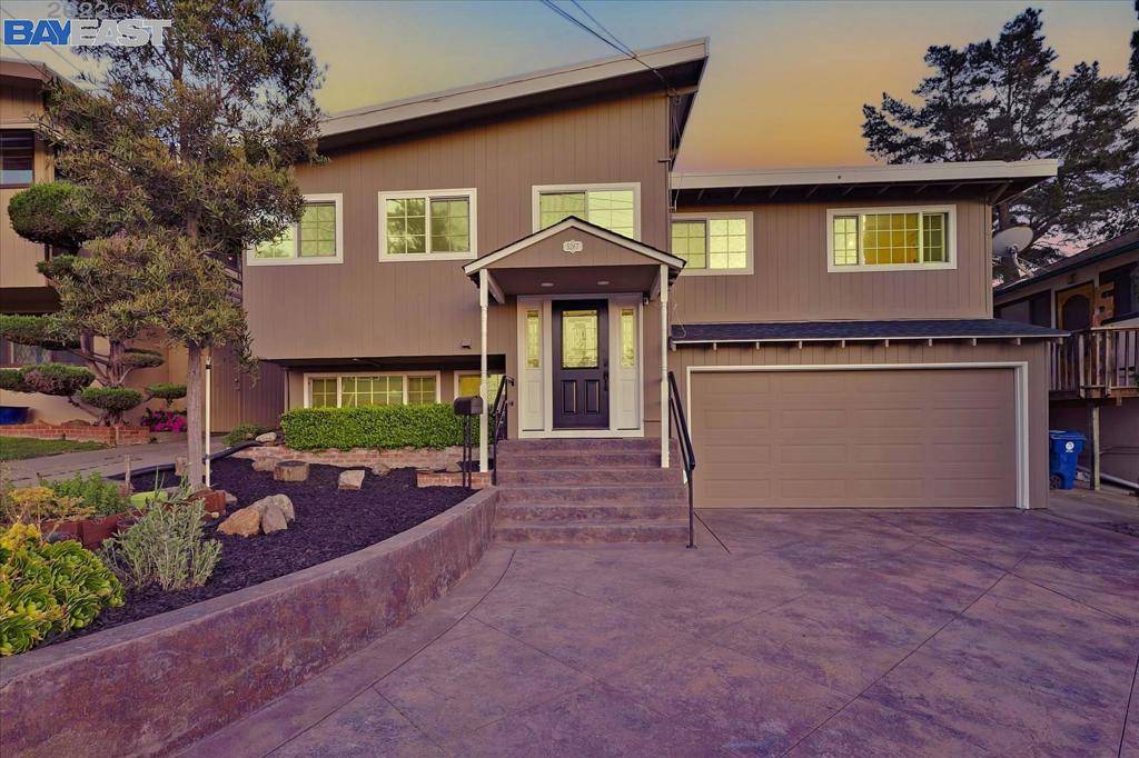 5267 Rahlves Dr, Castro Valley, CA 94546