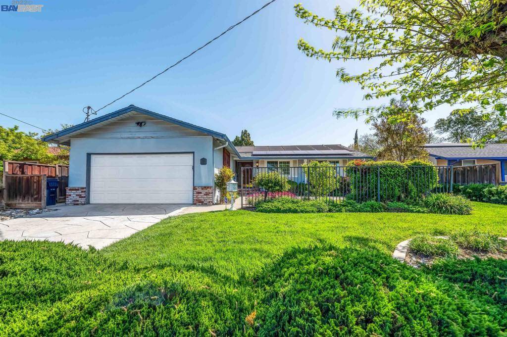 Livermore, CA 94550,196 Lloyd St