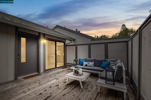 1604 Ashwood Dr, Martinez, CA 94553