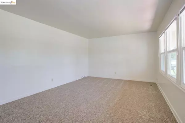 Stockton, CA 95204,475 E Barrymore St