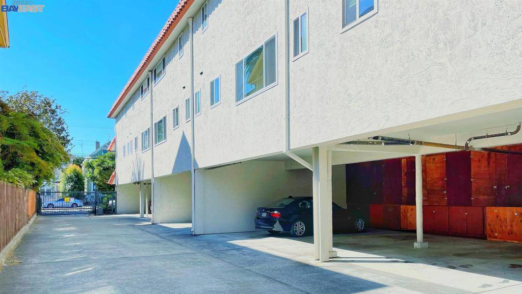 Alameda, CA 94501,2133 Santa Clara Ave #219