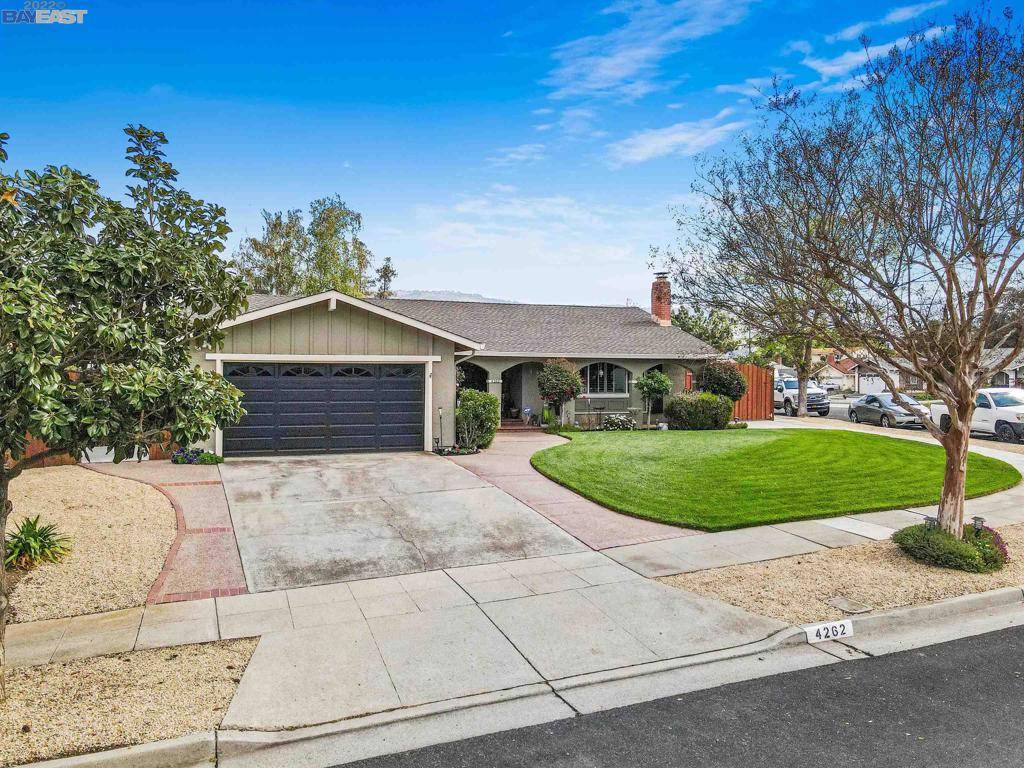 San Jose, CA 95121,4262 Forestwood Dr