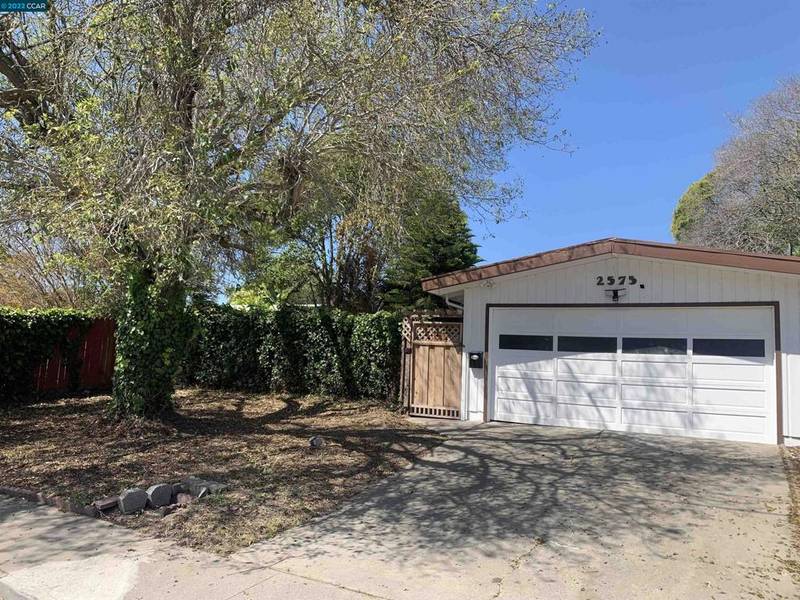 2575 Kavanagh Rd, San Pablo, CA 94806