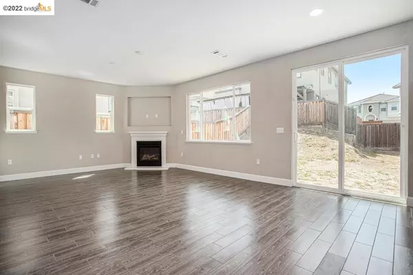 Pittsburg, CA 94565,3174 La Corona Dr