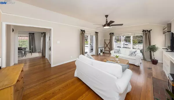 San Leandro, CA 94577,939 Collier Dr