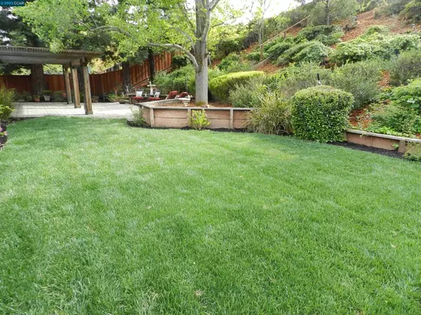 San Ramon, CA 94583,2780 Mohawk Cir