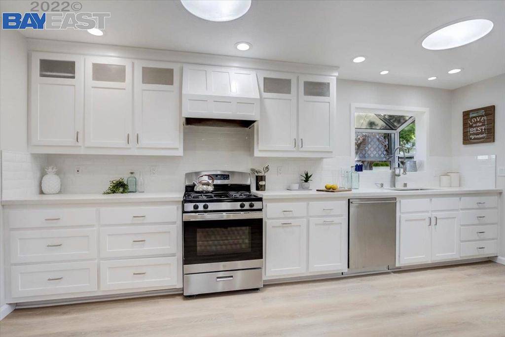 Livermore, CA 94550,883 Keystone Way
