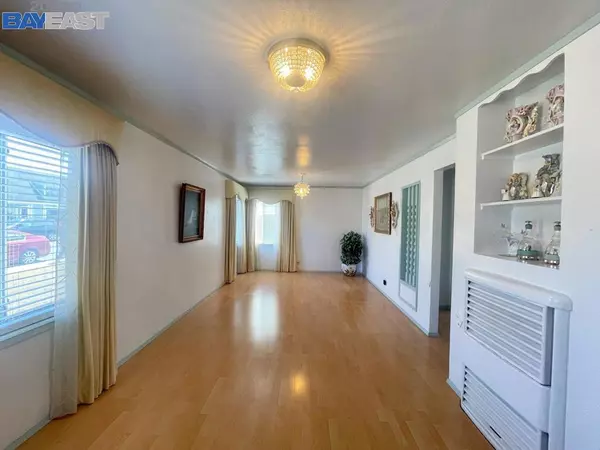 South San Francisco, CA 94080,24 SONORA AVE