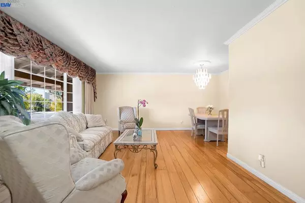 Hayward, CA 94544,30544 Vanderbilt St