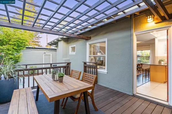 Berkeley, CA 94710,929 Dwight Way