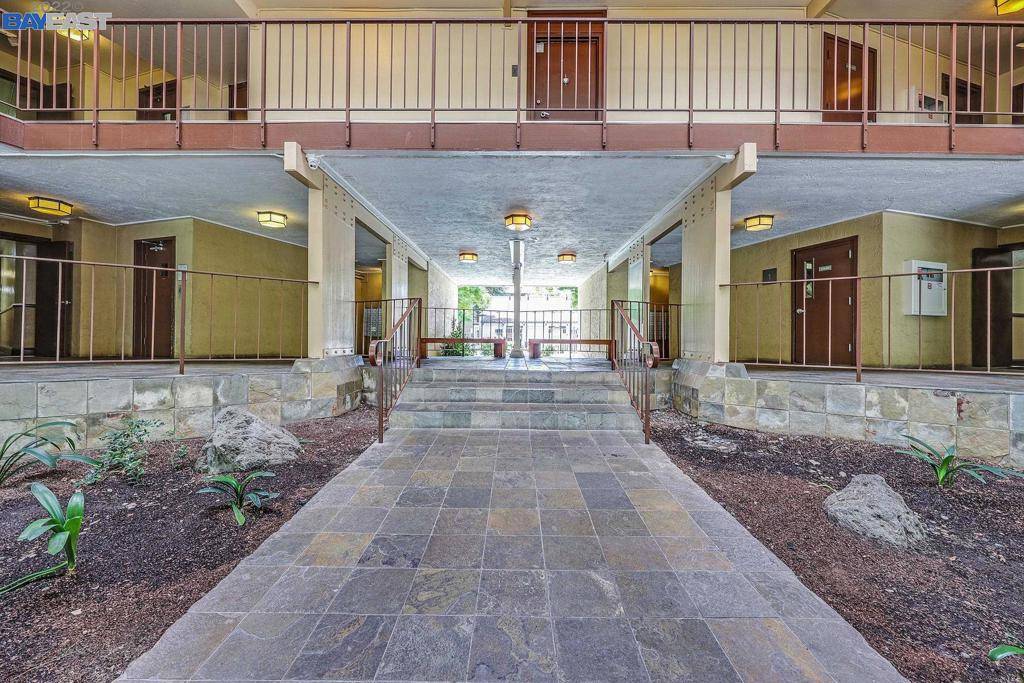1085 Murrieta Blvd #307, Livermore, CA 94550