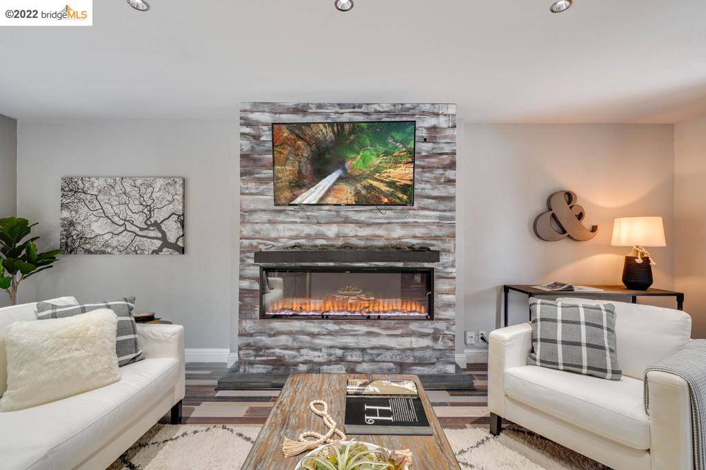 Oakland, CA 94619,5142 Parkridge Dr