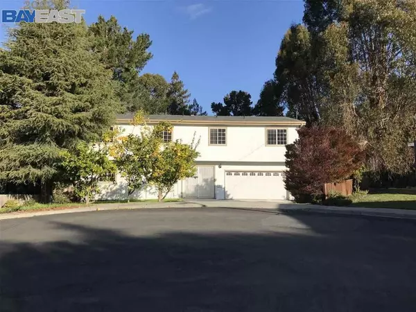 79 Avenida Martinez, El Sobrante, CA 94803