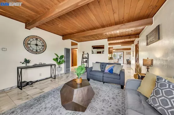 San Pablo, CA 94806,42 Montalvin Dr