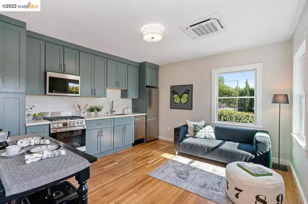 2949 King St, Berkeley, CA 94703