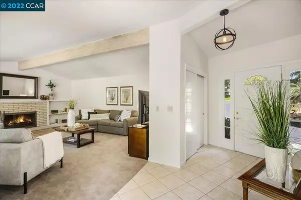 Alamo, CA 94507-1424,2622 Miranda Avenue